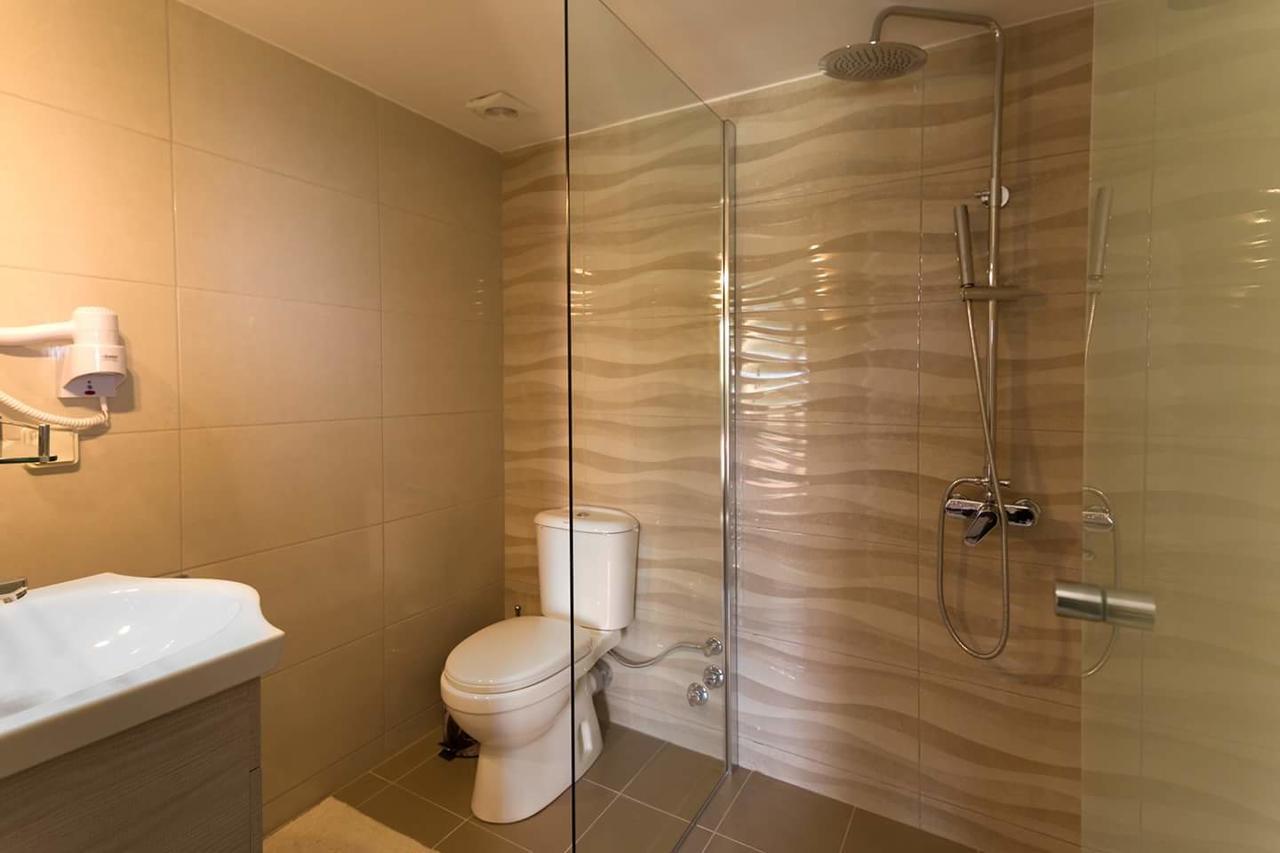 Hawaii Accommodation เปเลคาส ภายนอก รูปภาพ